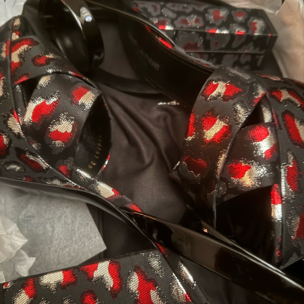 Saint Laurent Black and Red Patterned Platform Heels - Picture 10 of 11
